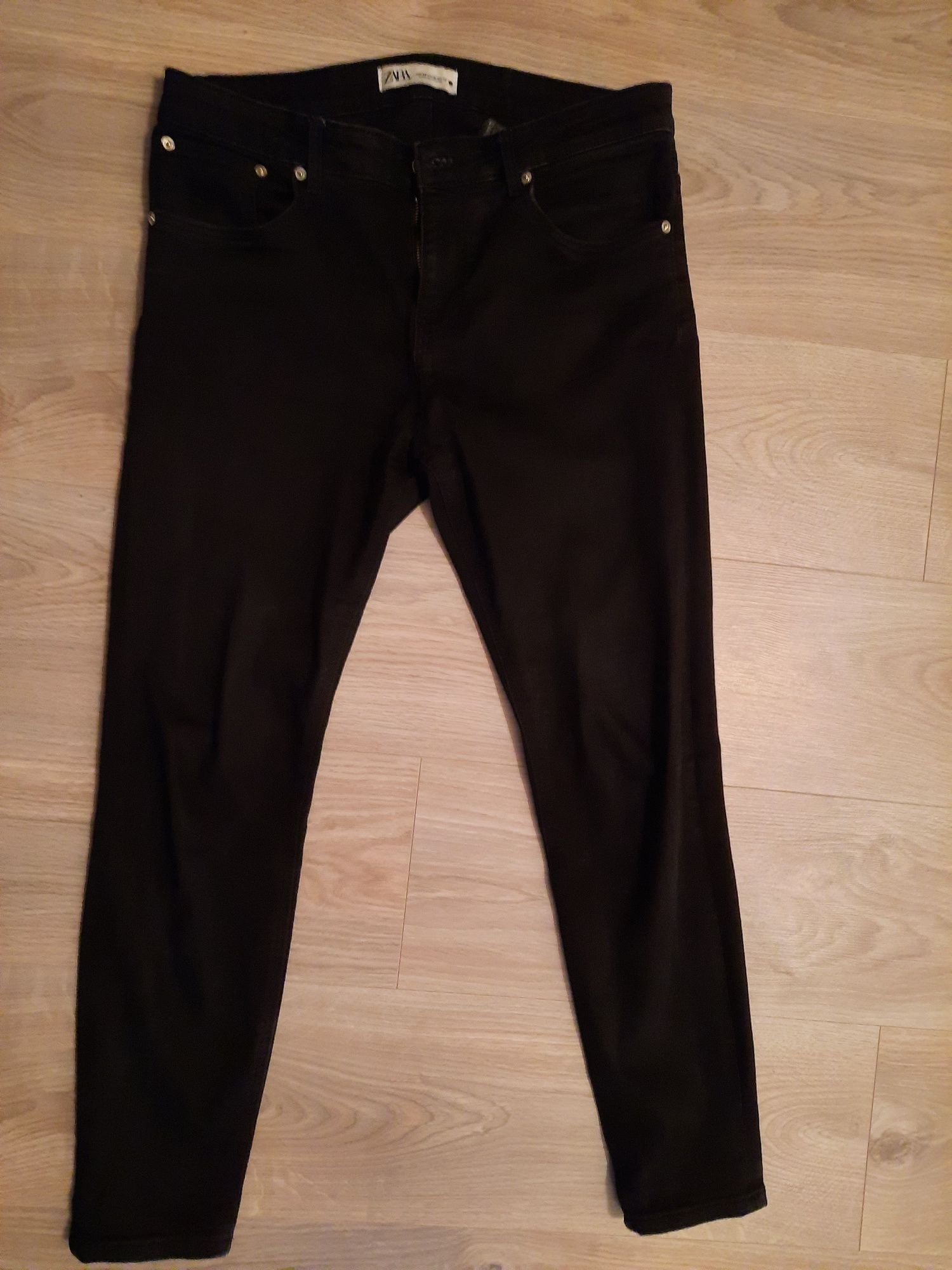 Blugi/Pantaloni skinny