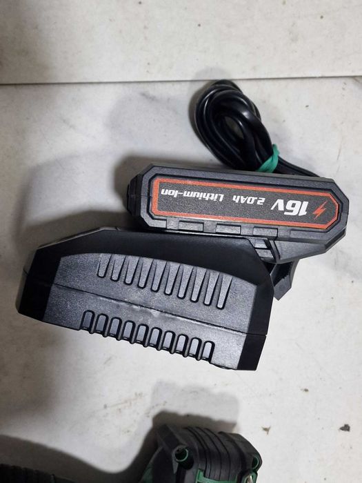 Винтоверт STATUS C16-2Li, 27 Nm, 16 V, 2 Ah, с 2 батерии, зарядно