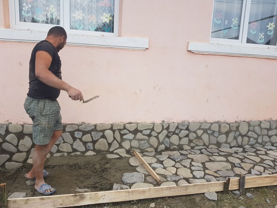 Piatra naturală vând și montez