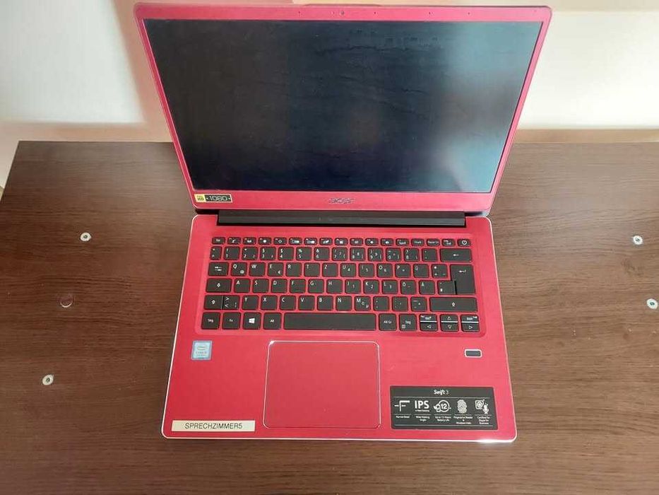 Acer Swift 3 Display 14 SLIM FHD - I5 a 8 a gen, SSD 250GB, 4GB DDR4