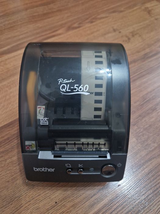 imprimanta etichete brother QL-560