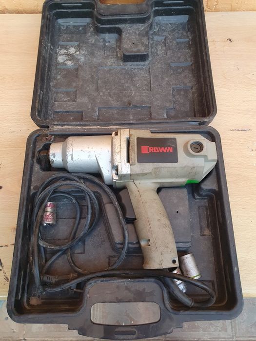 Гайковерт электрический