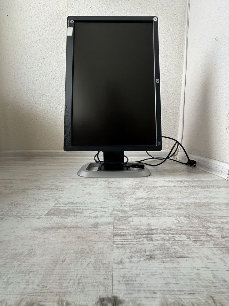 LED МОНИТОР 22 HP модел L2245WG
