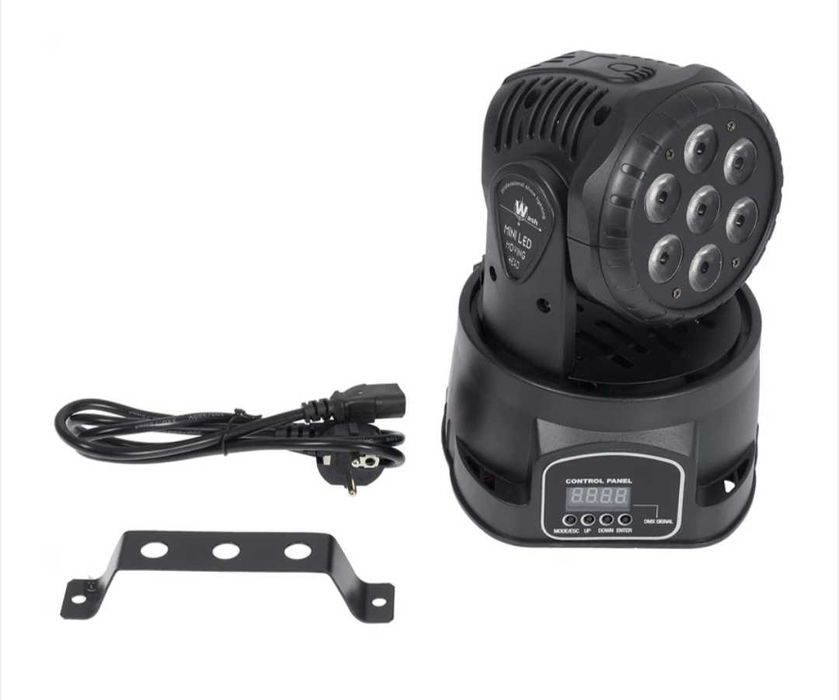 Флаш LED движеща се глава парти проектор 7x10w rgbw