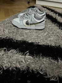 Nike dunk low 3d swoosh