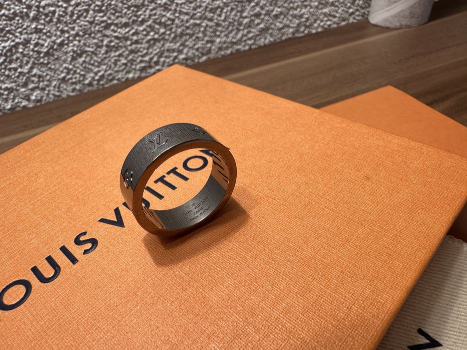 LV пръстен / Louis Vuitton ring BlackSilver