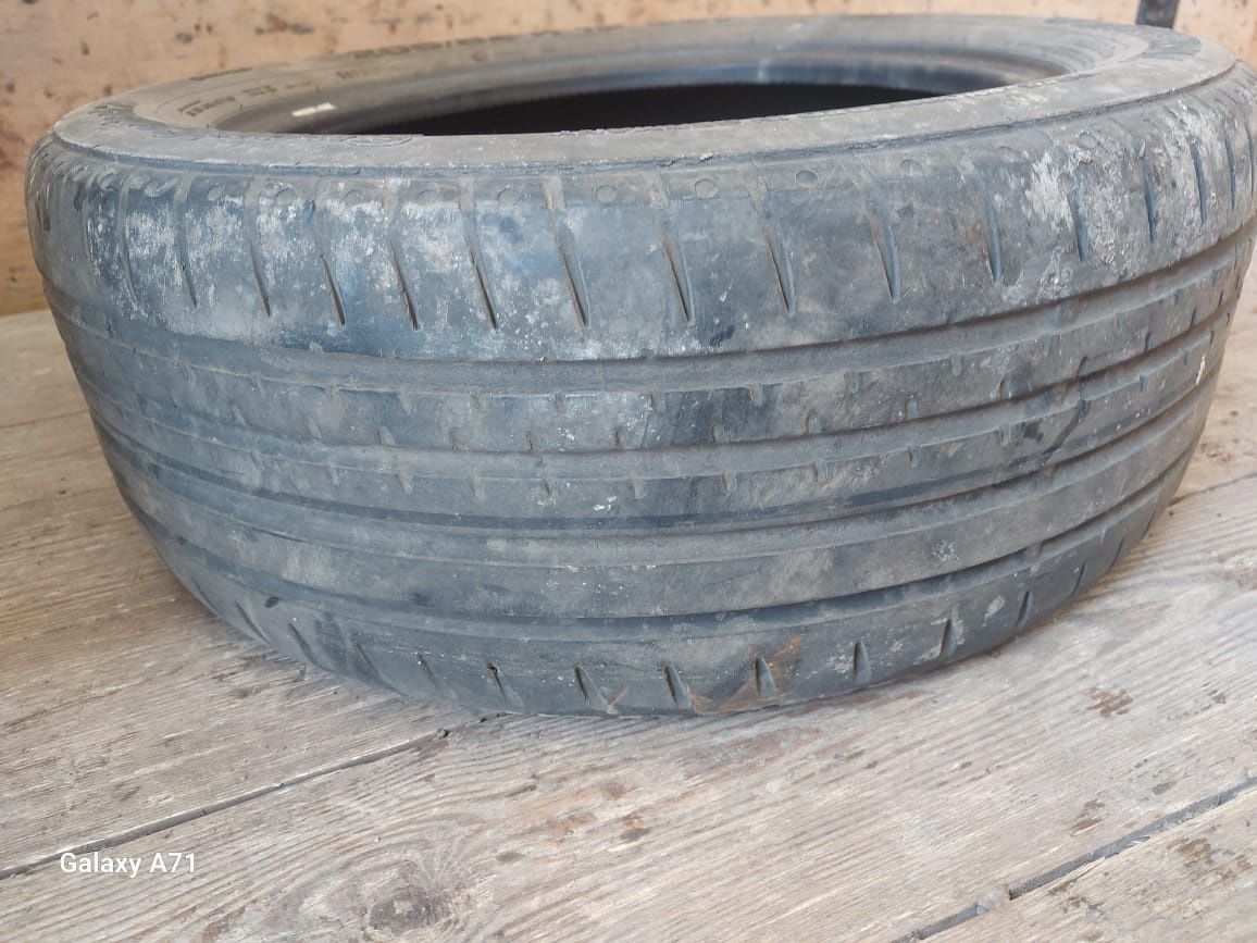 Продам резину б/у все сезонка. 225/60 R