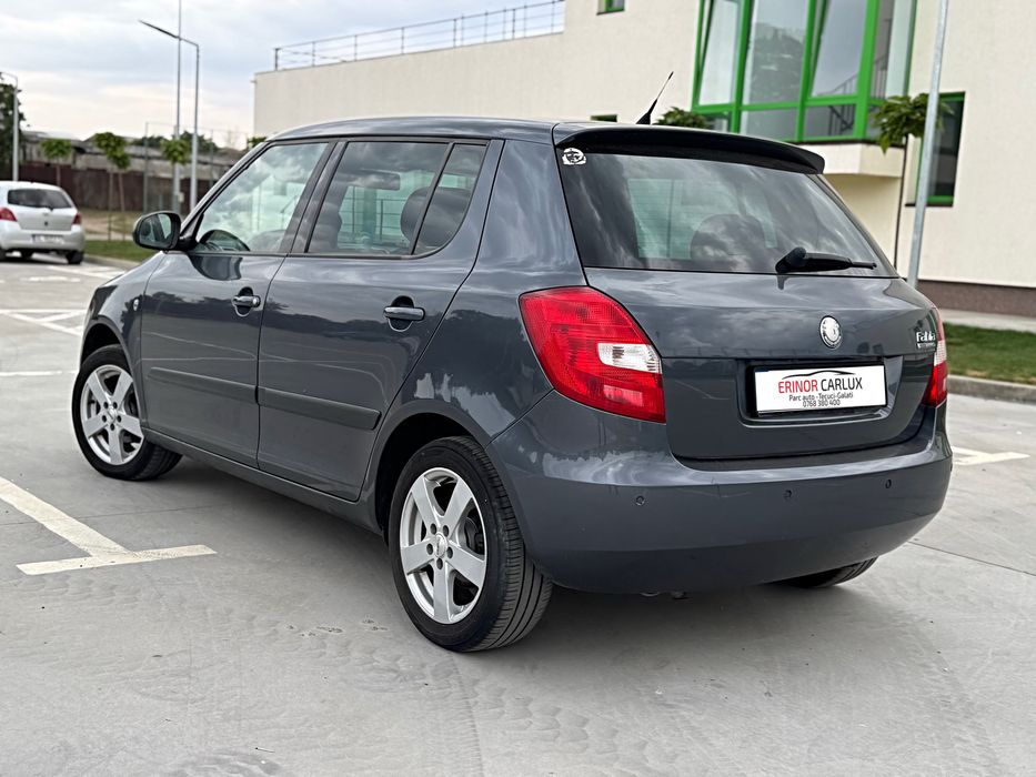 SKODA FABIA AN2010 Nou Adus 1.4 i Clasic Climatronic Xenon Jante Top