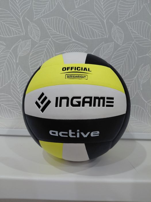 Волейбольный мяч