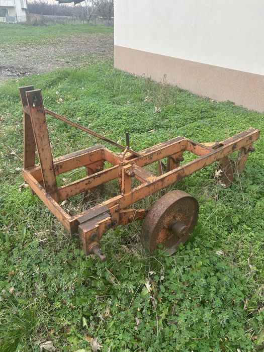 Плуг с 3 тела/ гръцки/