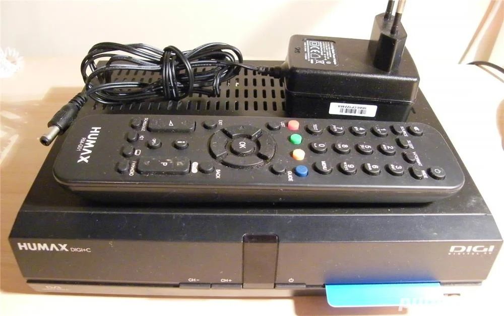 Decodor DIGI. Receptor, receiver, risaivar digi. 
Humax. 
Cu proba.