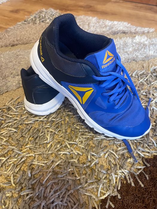 Adidas marca Reebok mărimea 36