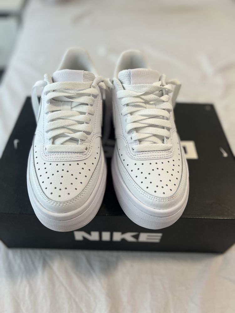 Женски маратонки Nike Air Force 1