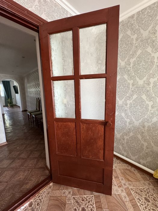 продам двери из нат дерева