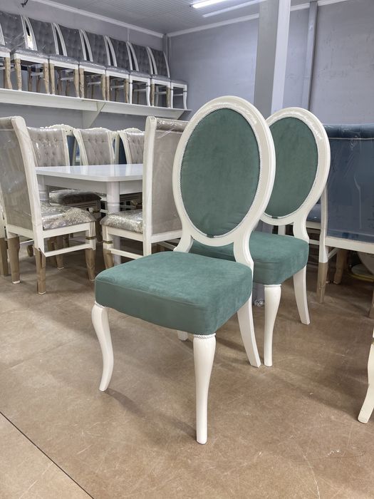 Стулья медальон