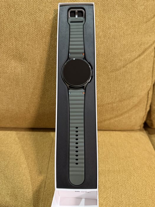 Samsung Galaxy Watch 7 44мм LTE Гаранция 15 месеца