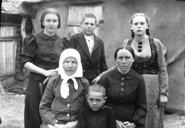 Живые воспоминания: видео-подарок из ваших фото