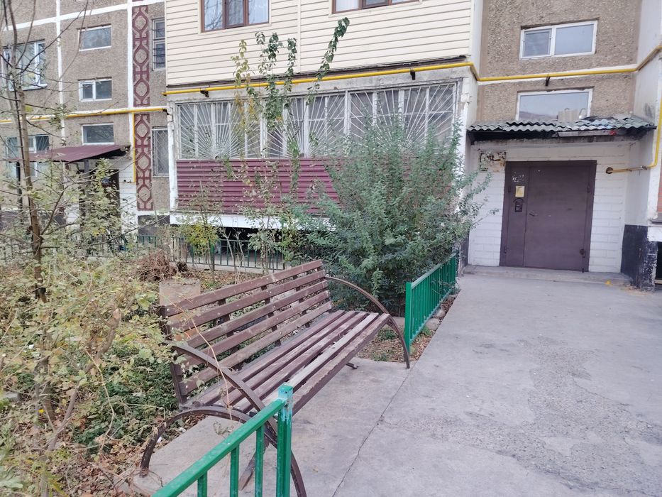 Сейфуллина 92 квартира продаеться