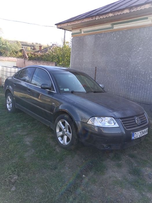 Vând Passat b 5.5