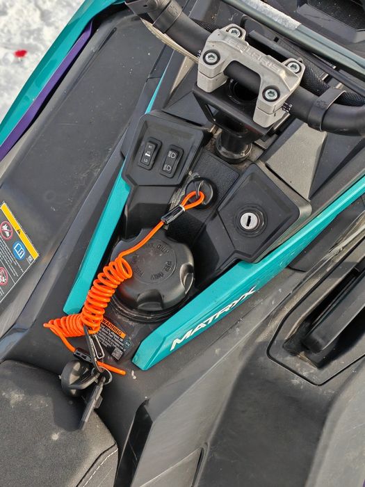 Snowmobil Polaris 9R KHAOS Patriot 2024