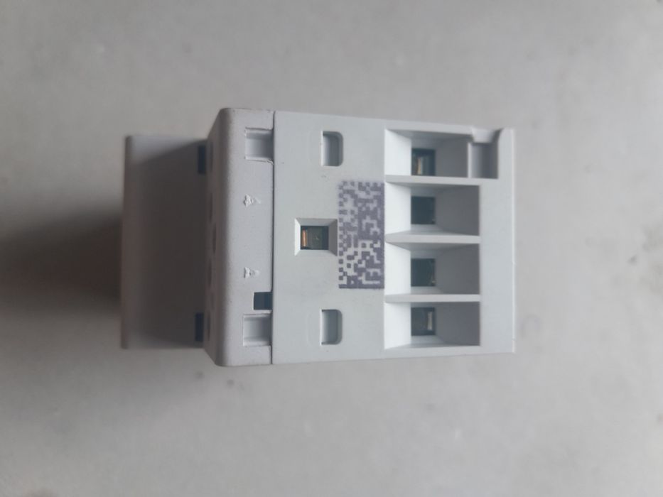 Contactor Ats Abb esb25-22N 2no+2nc  fotovoltaic invertor