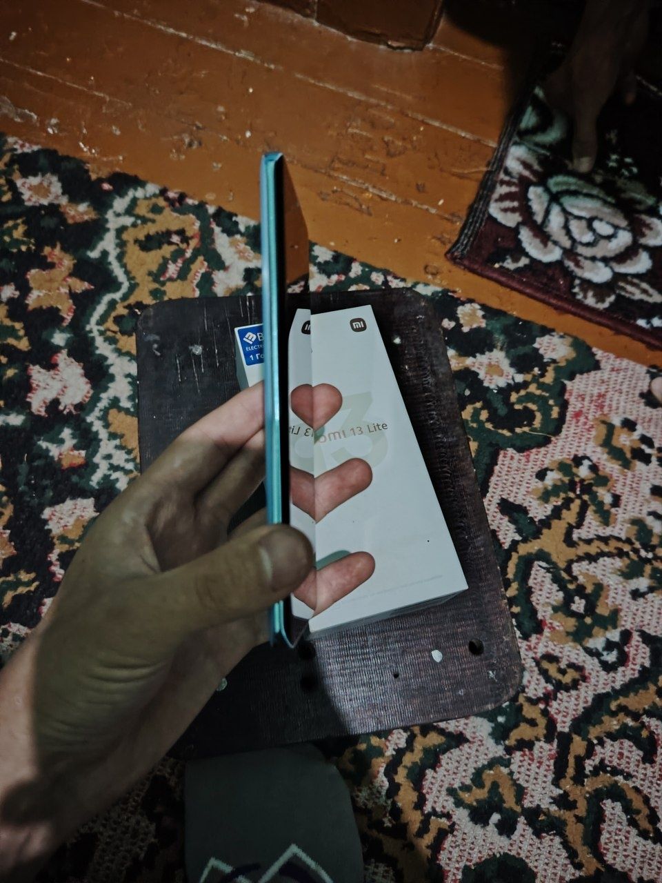 Xiaomi 13 lite xotira 8+8 128