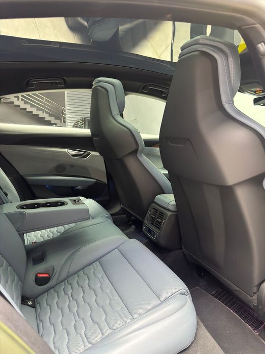 Продается Электромобиль Audi E-tron