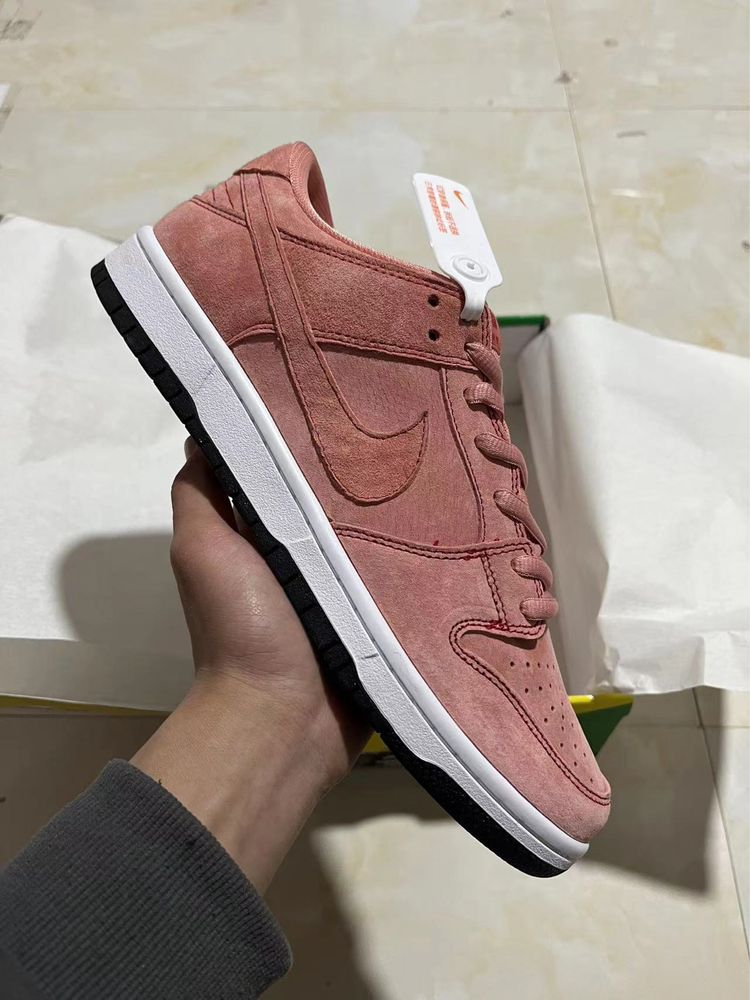 Nike SB Dunk Low Pink Pig