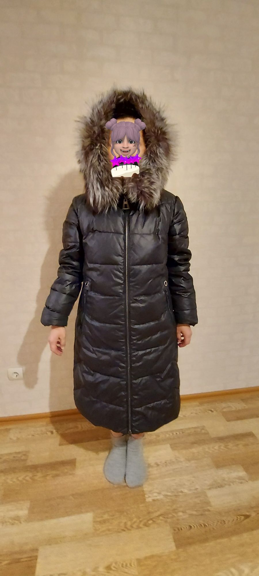 Продам зимнию куртку женскую
