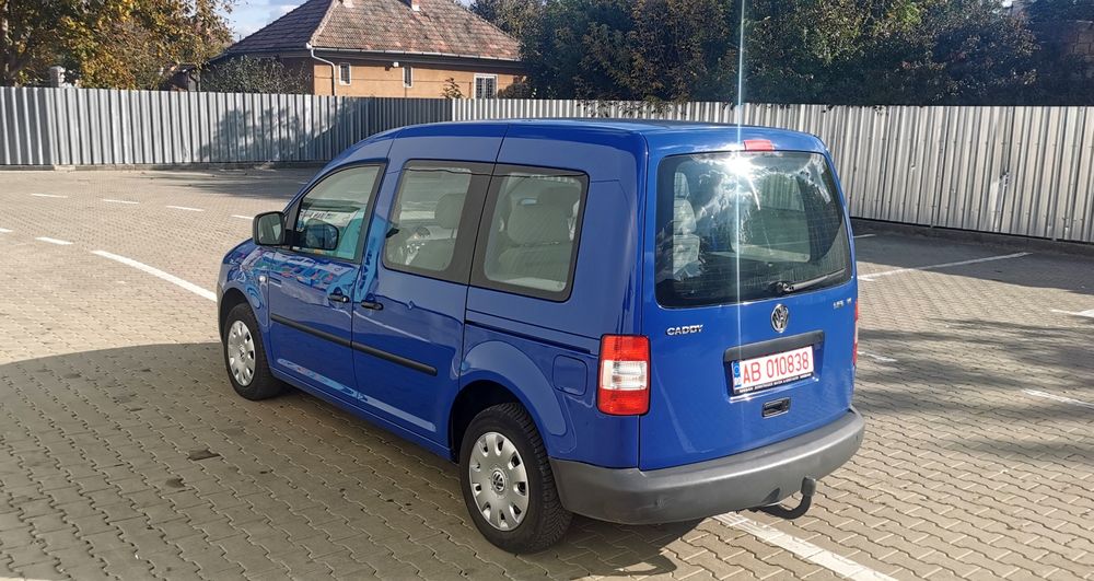 Vw Caddy - Benzină 1.6 - An 2006-Clima