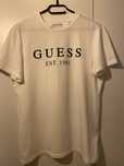 tricou alb guess