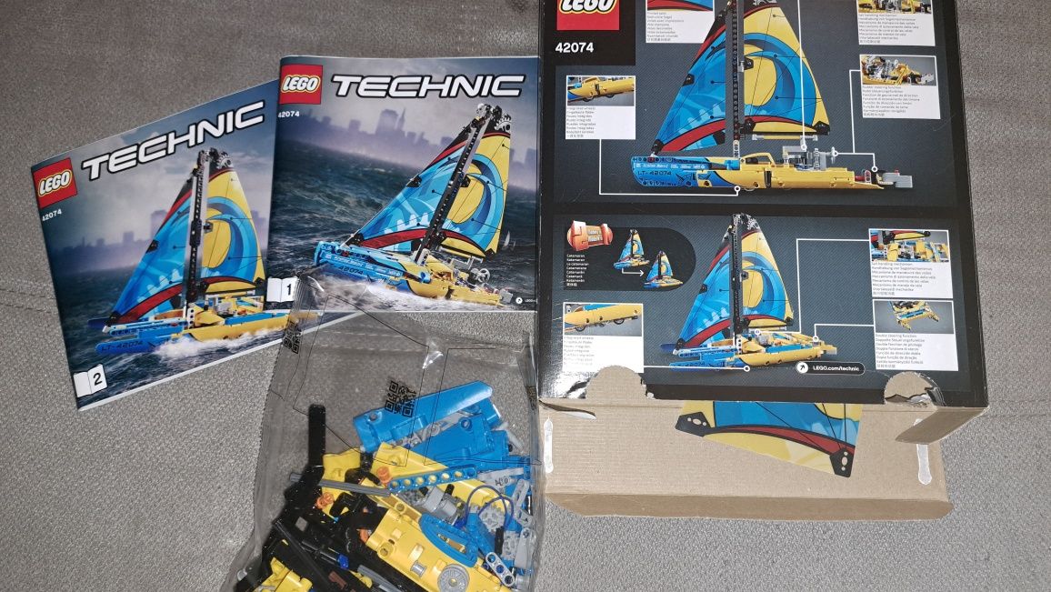 Lego Technic Състезателна Яхта