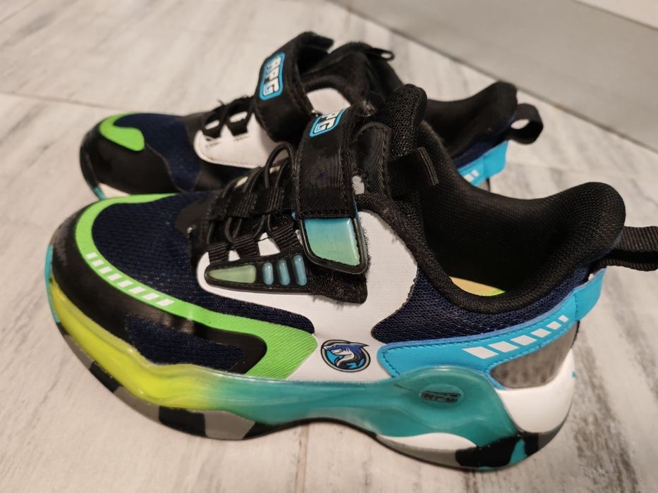 маратонки Runners APG, Adidas