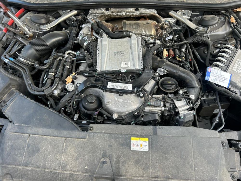 Fuzetă dreapta față Audi A6 4K C8