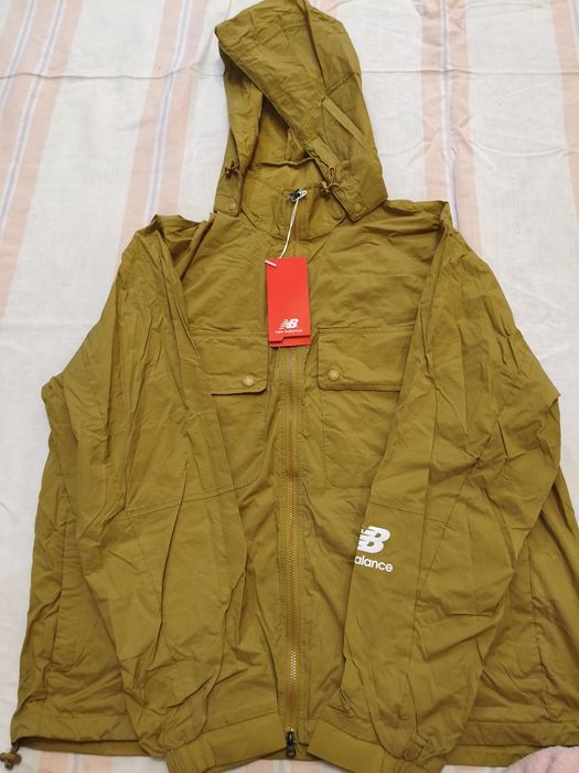 New Balance Спортивная ветровка