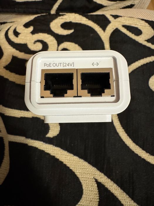 Ubiquiti PoE Injector 24V