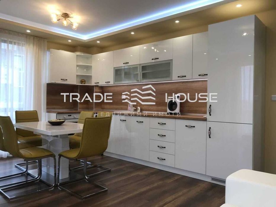 Дава се под наем Тристаен апартамент в Пловдив, Тракия - 100 кв.м за 600 € - Снимка #2