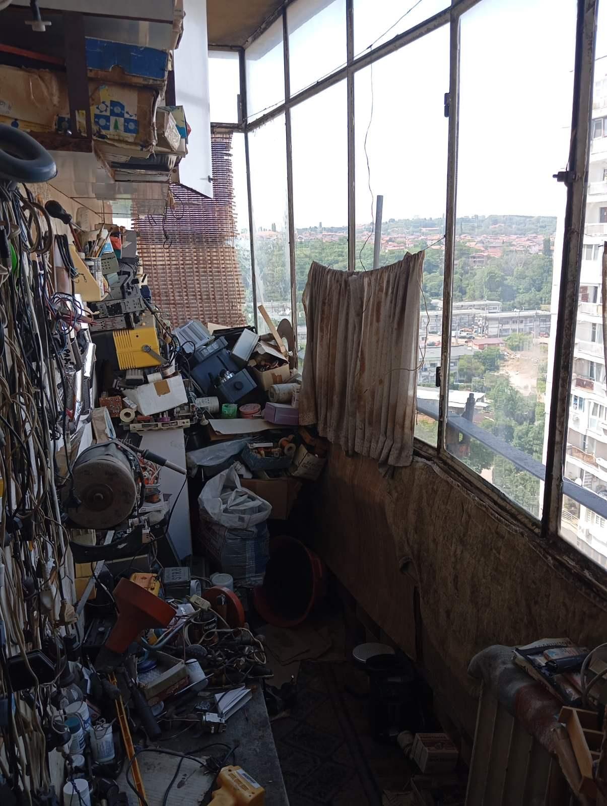 Тристаен,за продажба,ж.к. Красна Поляна