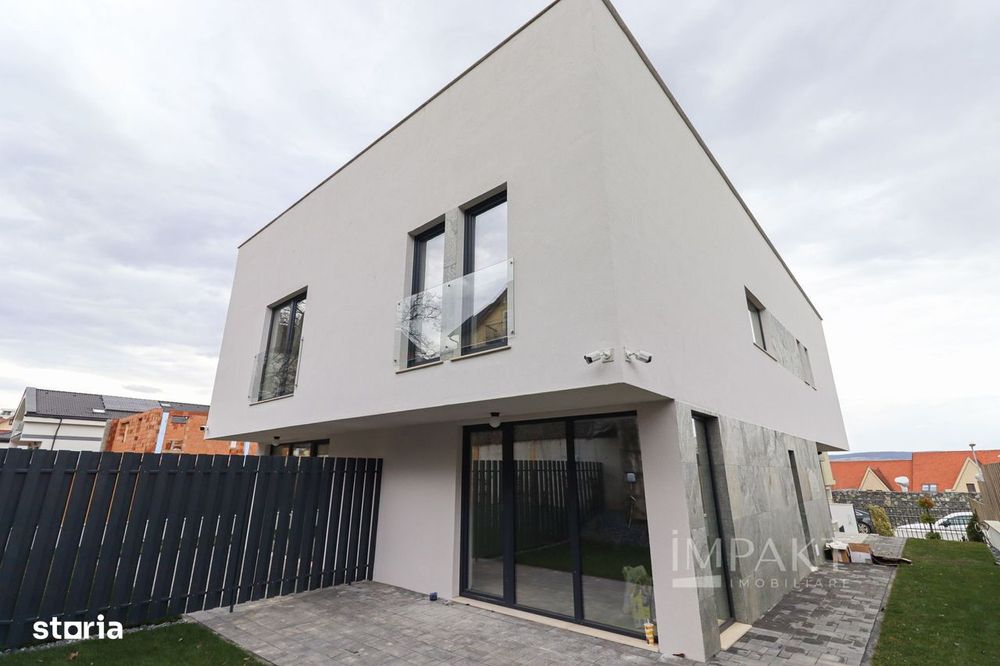 Duplex superb cu 6 camere si 4 bai in Andrei Muresanu!