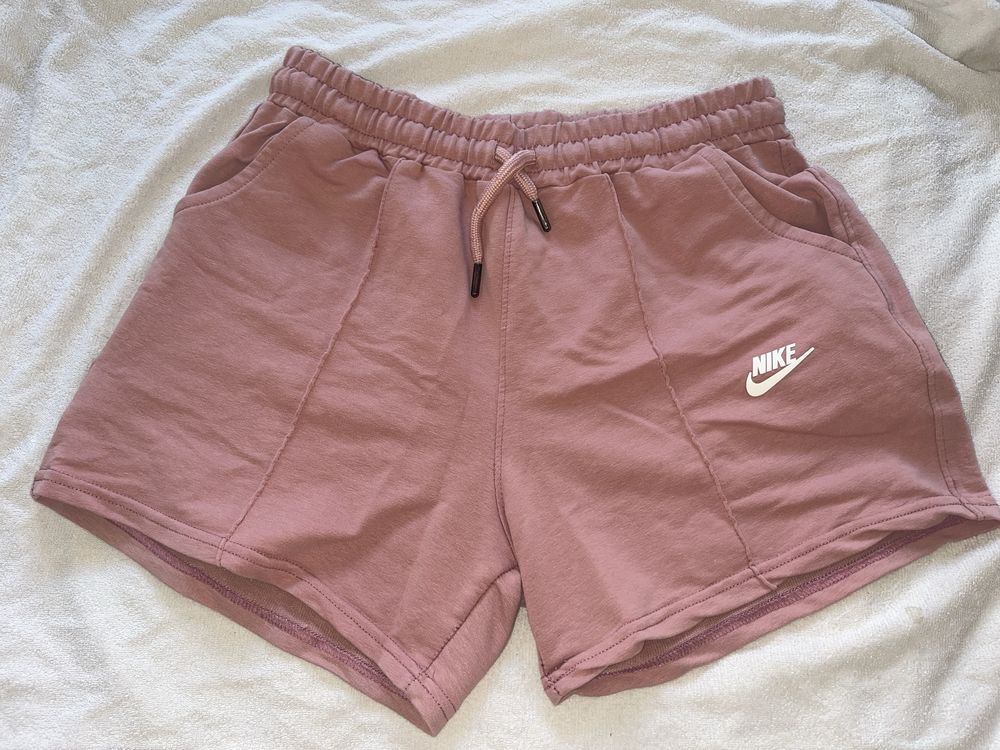 Дамски шорти Nike