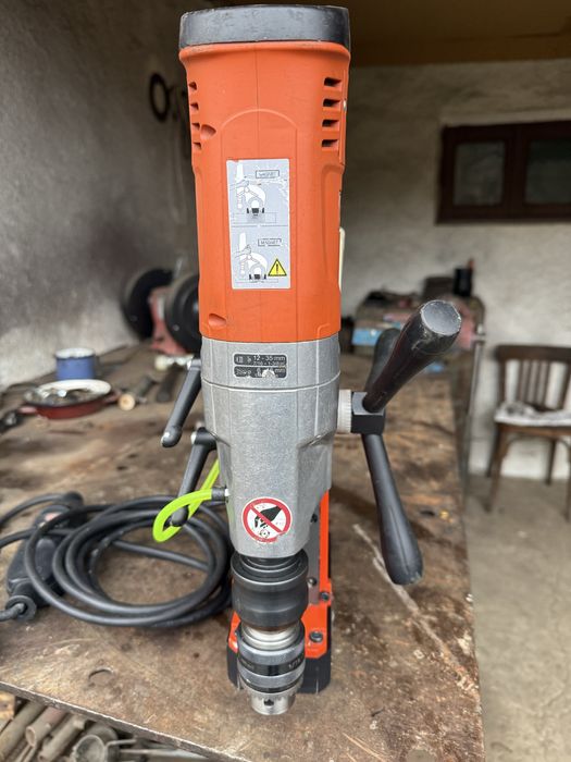 Bormasina cu talpa magnetica fein