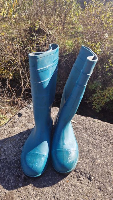 Cizme total cu bombeu de fier