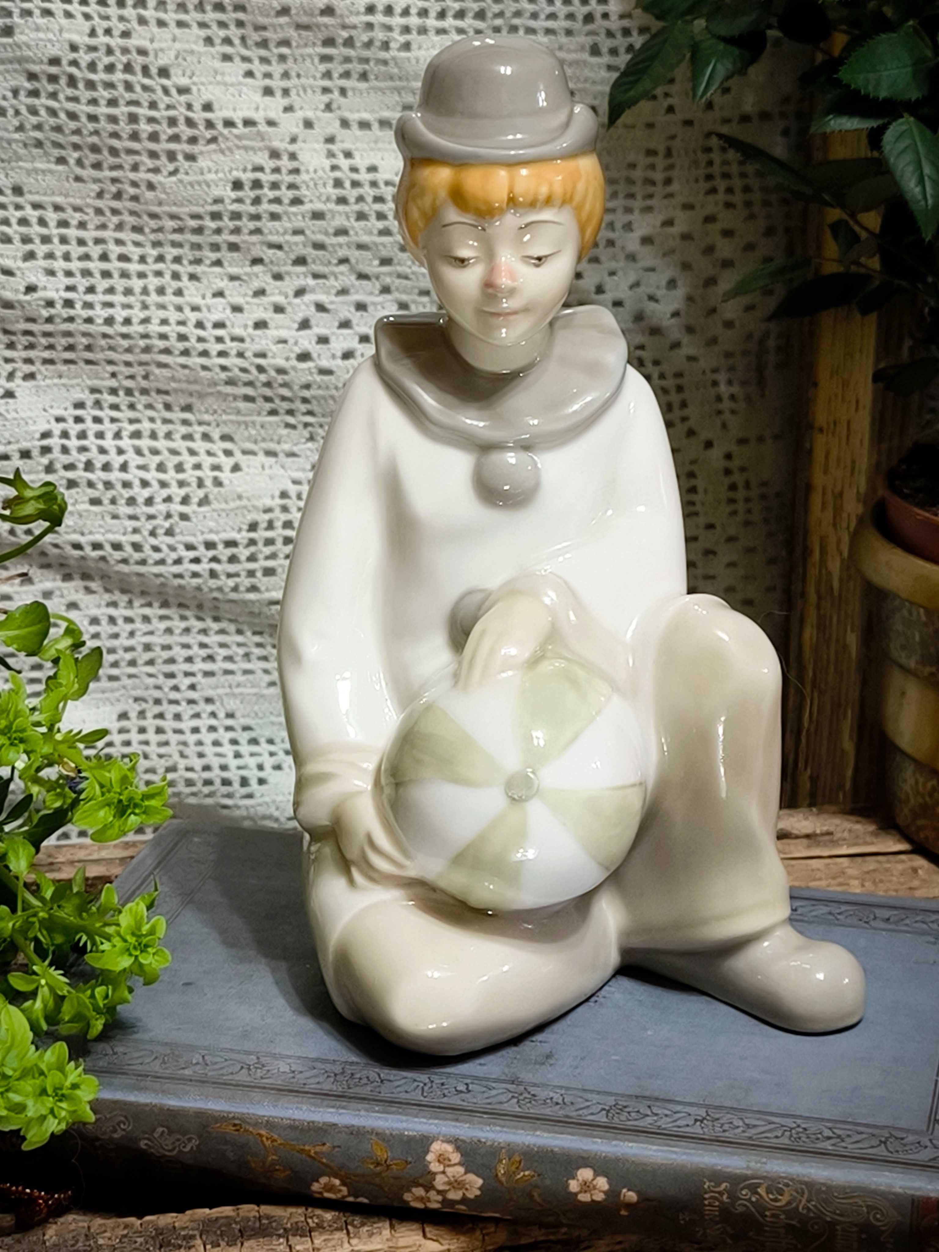 Порцеланова фигурка Испания