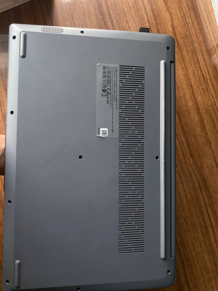 Notebook lenova 8/512 i5