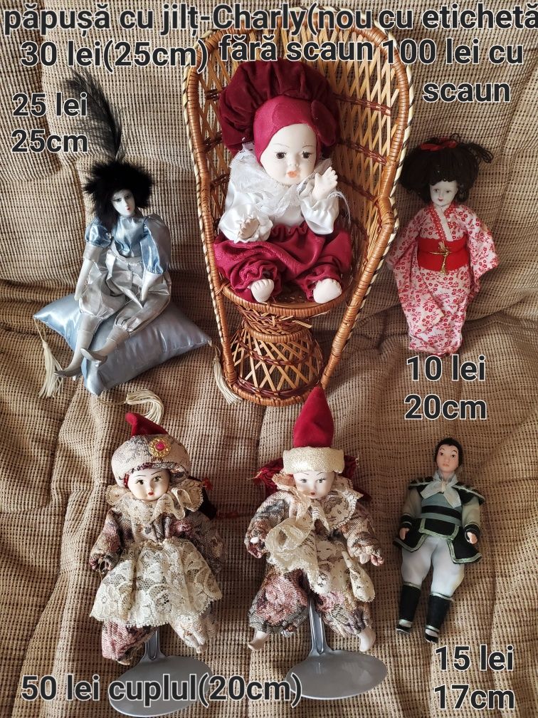 Păpuși mici de porțelan