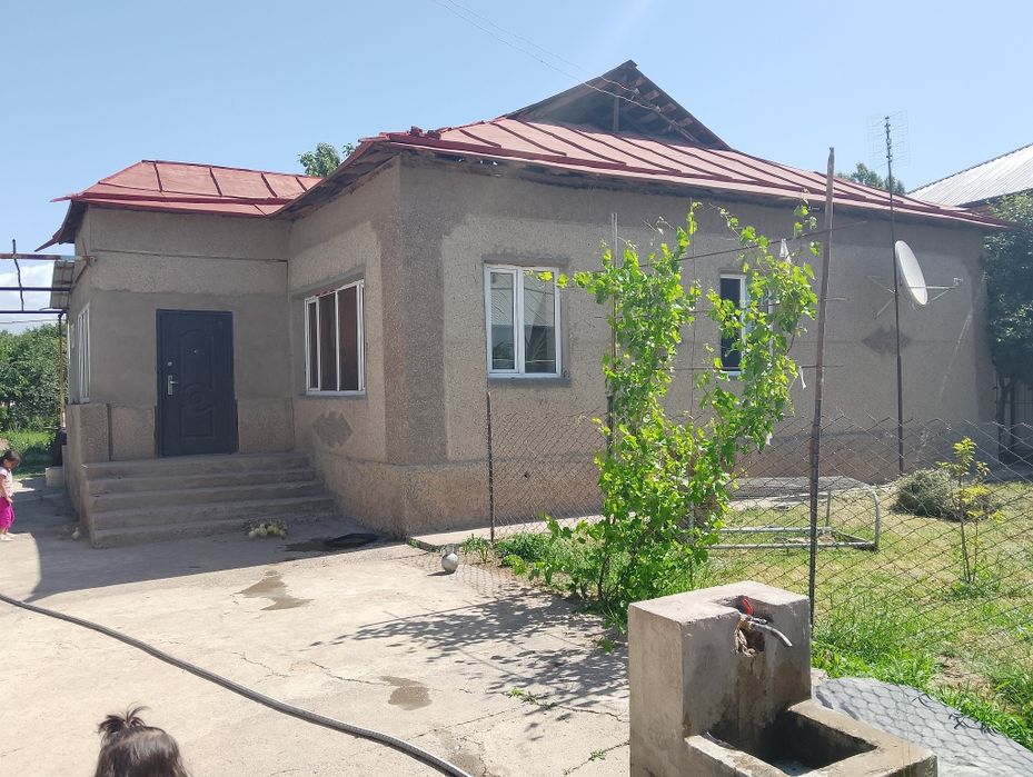 Toshkent v. Bostonlik tumanida 5xonoli dala xovli  uy joyi sotiladi