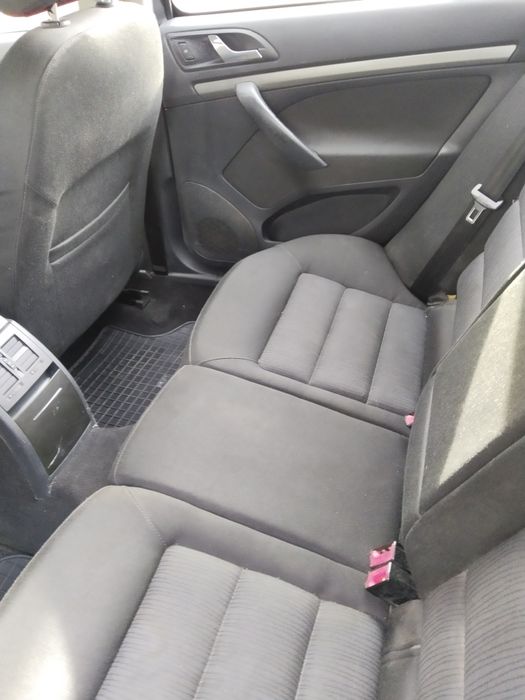 Продавам Автомобил