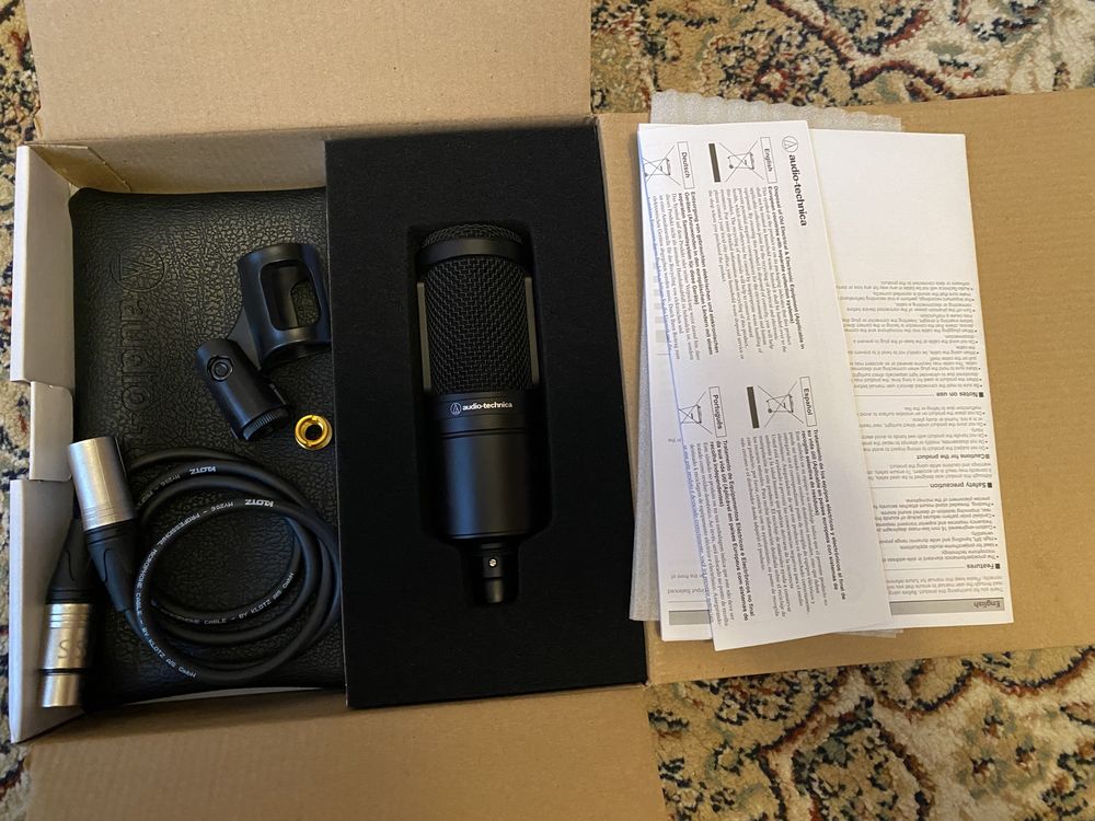 AT2020 + Focusrite Solo + DT 900 PRO X + стойка + XLR