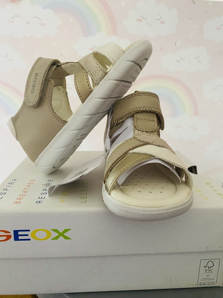 Детски сандали GEOX