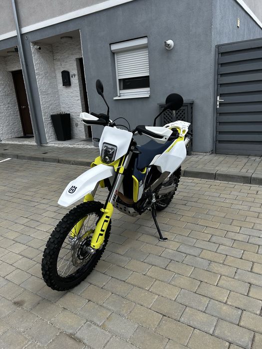 Husqvarna 701 enduro 2023 (ktm 690/gasgas 700)